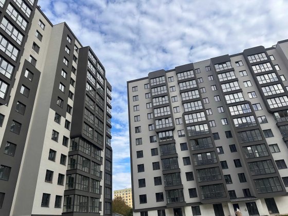 Фасадна комерція 53 м² | ЖК R2 Residence (Левандівка) Ціна: 57 500 $ ($1130/м²) | БЕЗ КОМІСІЇ Львов