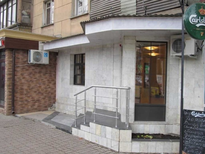 ПРОДАМ ПОМЕЩЕНИЕ с Арендаторами Магазин 34 м2 | Среднефонтанская Площа - фото 1