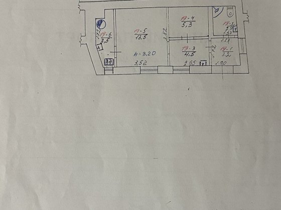 Продаж нежитлового приміщ пл Липнева (пл. Берестейської унії, вул УПА) Львів