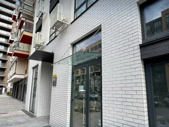 Продаж комерційного приміщення 71,8 м² у Файна Таун!
