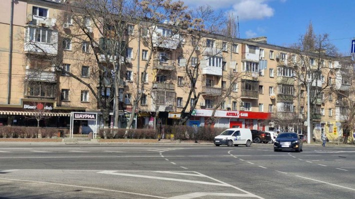 Магазин на Середньофонтанській площі - фото 1