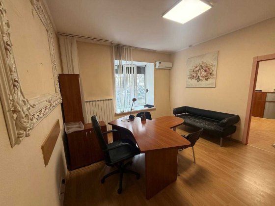 Продаж квартири/приміщення 70м2 на Кониського (Тургенєвська) Центр Київ