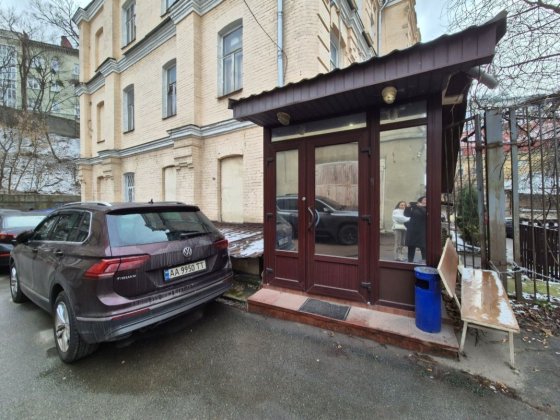 Продам Без % 129квм  Михайлівська 16 Київ