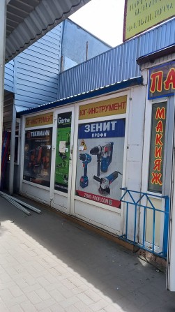Сдаю в аренду или продаю магазин 50кв.м на рынке Колос. - фото 1