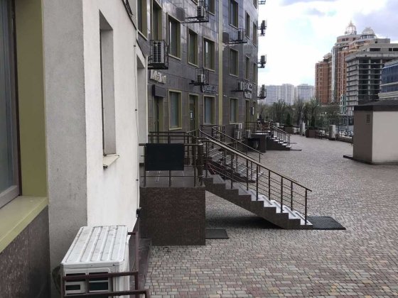 В продаже фасадное помещение в Аркадии. Одеса
