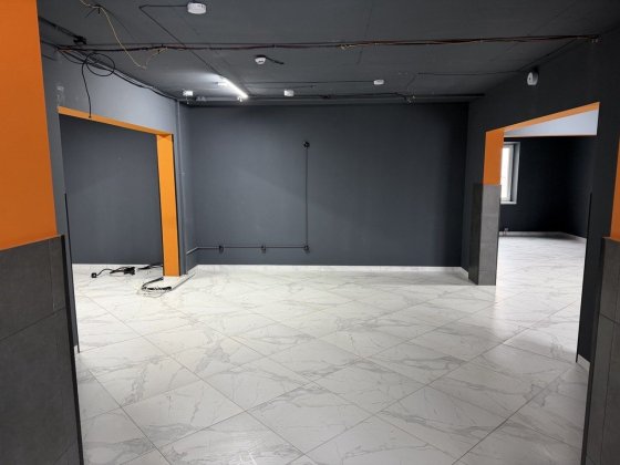 Комерційне приміщення S=86м² 1й поверх жк Одеський Бульвар Київ