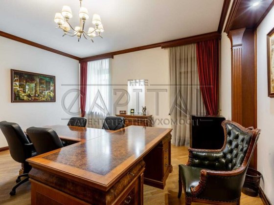Продажа коммерческого помещения, ул. Лютеранская, Липки