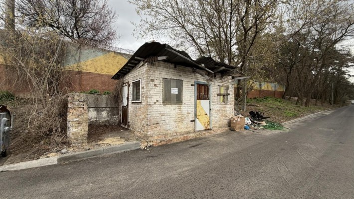 Продаж нежитлової будівлі на вул. Колекторна, 3В на 15 м², від власника - фото 1