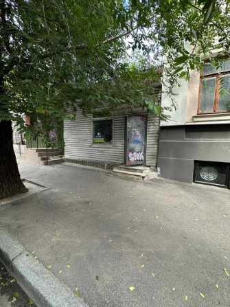 Продаж нежитлової будівлі у центрі міста Торг - фото 1