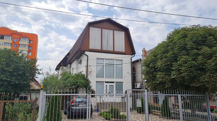 Продажа 380 кв.м по ул. Комсомольской. Без комиссии. - фото 1