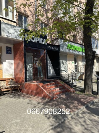 Продам комерційне приміщення, м. Наукова - фото 1