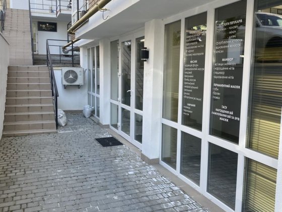 Продаж приміщення м.Львів, вул.Малоголосківська Львов