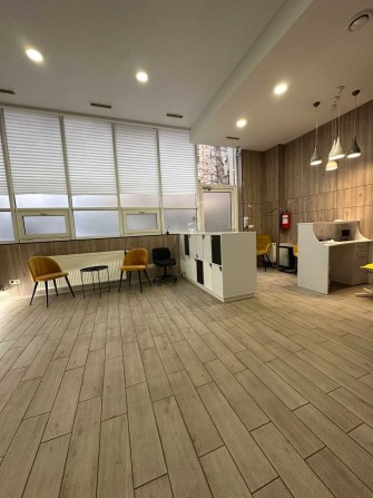 Продаж. Комерційне приміщення . 2 Перлина. - фото 1