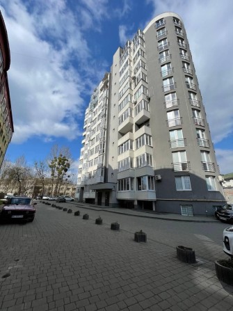 Продаж 2-рівневого комерційного приміщення вул. Водогінна 2-А - фото 1