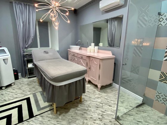 Продам помещение с евроремонтом 114 кВ в центре Харьков