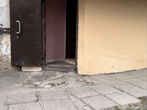 Комерційне цокольне приміщення 67,4 м²