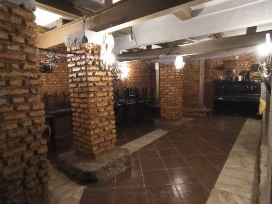 Стильний лофт 162 м² під кафе/клуб вул. Манізера центр м Арх. Бекетова
