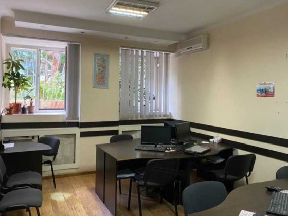 Італійський бульвар — 64,1 м² з орендатором у Приморському районі