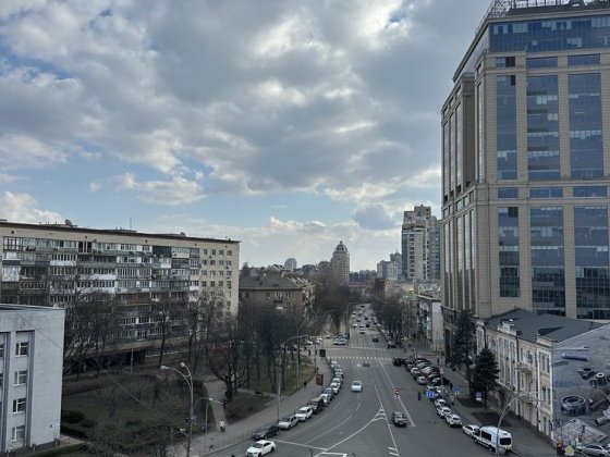 Продається офісне видове приміщення Open space  фасад паркінг Печерськ Панорамне Київ
