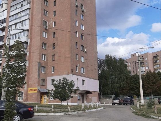 Продам Помещение на Алексеевке по пр.Победы возле АТБ Sобщ.= 27м Харків