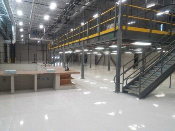 Продаж сучасний склад 2500м2 Поділ