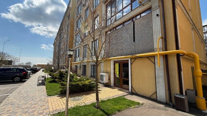Купить 100 м² магазин по цене однокомнатной квартиры в Одессе? Реально - фото 1