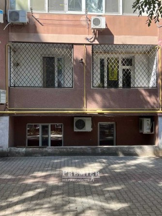 Продам коммерческое помещение, 45 кв. м Французский бульвар - фото 1