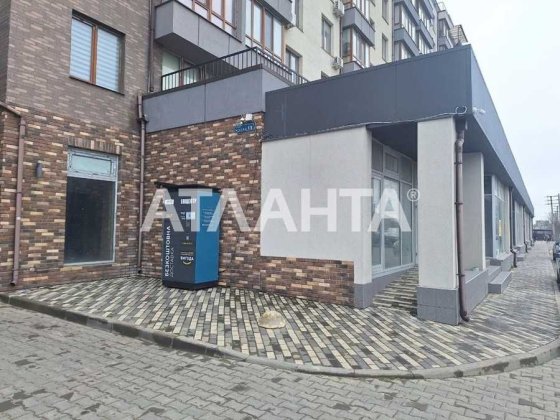 Продажа фасадного углового помещения . код 379530
