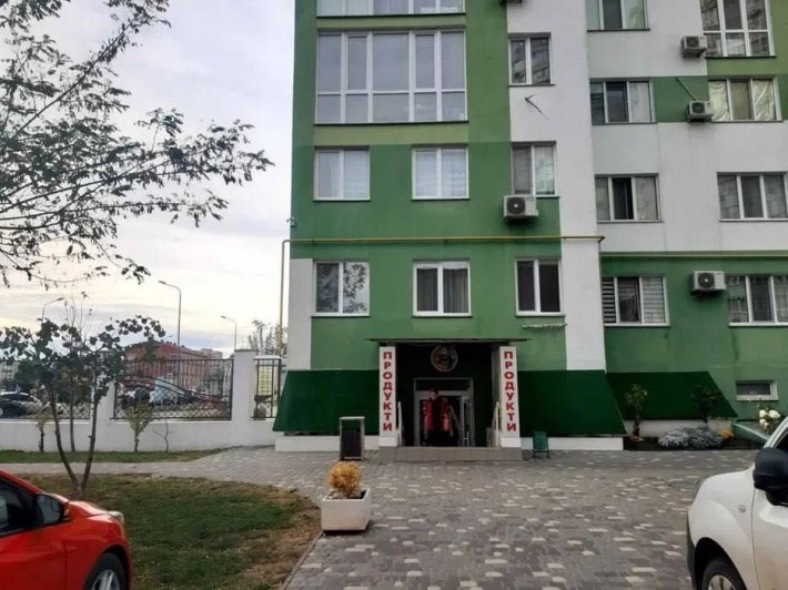 Продажа помещения на Марсельской 177 м2 - фото 1