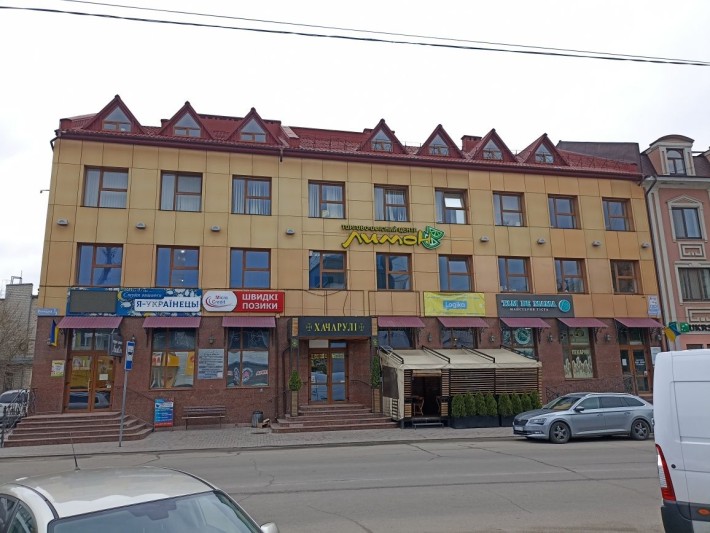 Продам Торгово Офісний Бізнес Центр Місто Бердичів Центр Міста - фото 1