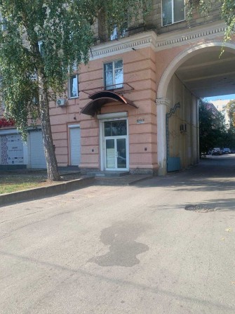 Продам помещение ЮЖД ул Благовещенская (Карла Маркса) 1 этаж жилого дома - фото 1