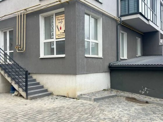 Продаж комерційного приміщеггя вільного призначення Криховцы