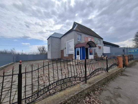 Продаж комерційного комплексу 521 м² на фасаді дороги, м. Узин Узин