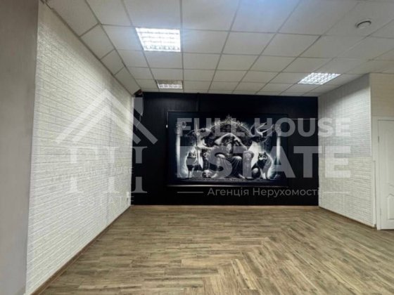 Продаж приміщення 35 м² у ЖК “Десна Резіденс”. Зазим'я
