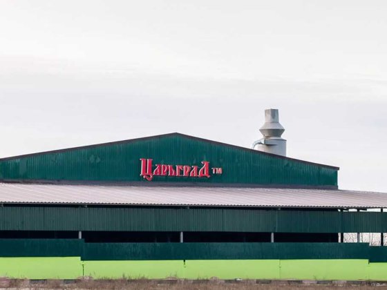 Продам  Виробництво  4460м2 +2000м2 навеси / 1.36га бетону Михайлівка-Рубежівка