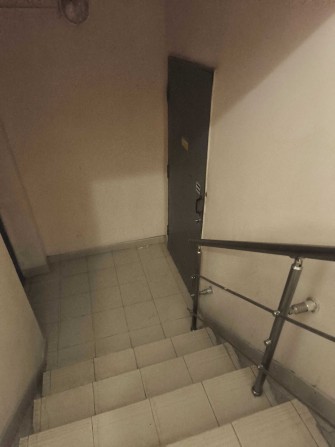 Продається офісне приміщення на цокольному поверсі в ЖК "Чайка" - фото 1