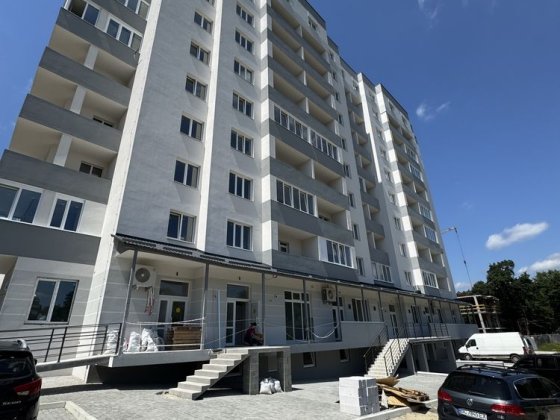 Продаж комерційного приміщення Новояворівськ