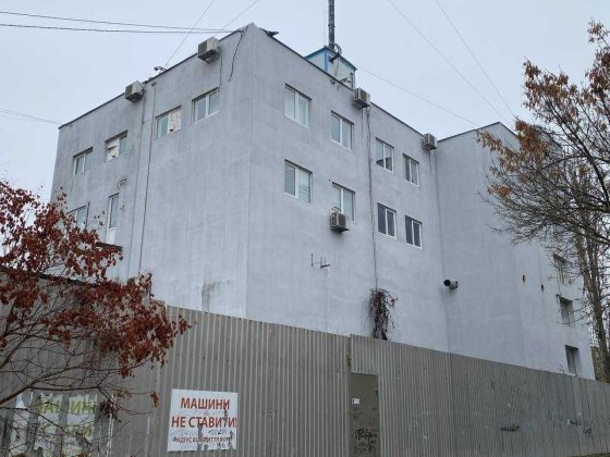 Готовая производственно-офисная база 1080 м² | участок 6.7 соток | доход Корсунцы