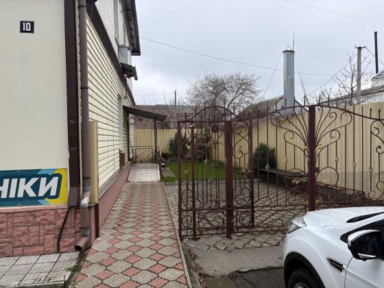 Офісне приміщення Шпола