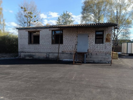 Продам будівлю під комерцію в центрі м.Монастирище Монастырище