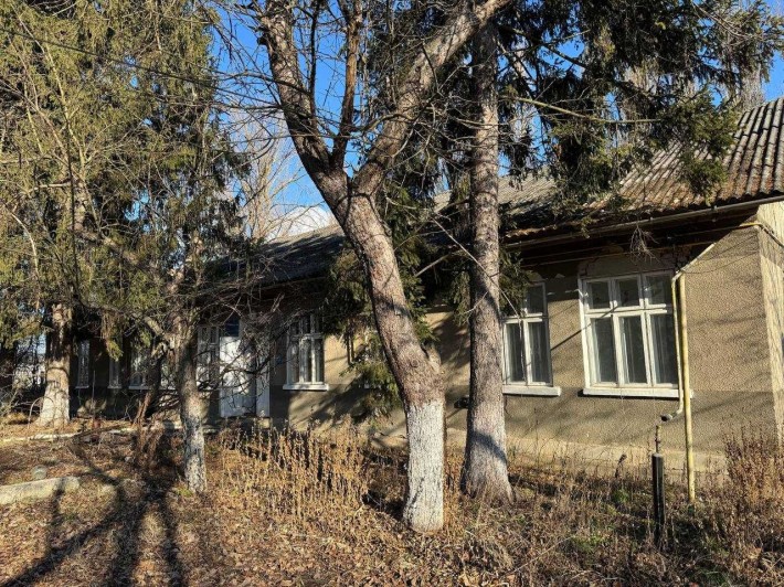 Комплекс нежитлових будівель - м. Заставна, Чернівецька обл. - фото 1