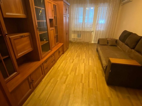 Продаж двокімнатної квартири вул. Радунська, 42/10, Троєщина Київ