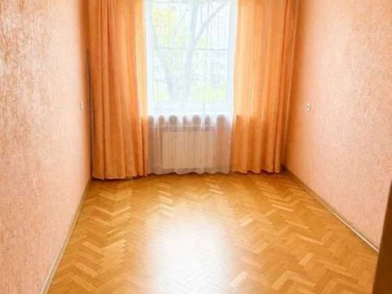 Продаж 3х кімнатної квартири вул. А.Солов'яненка, 10 Київ