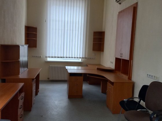 Сдам офис в нагорном рн. ул.Героев Крут (Фурманова).