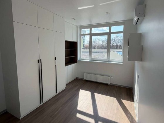 Продаж 4-к квартири вул. Дубищанська 1б Київ