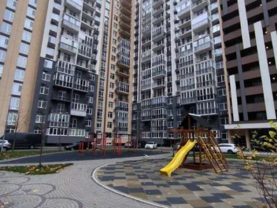 Продаж 1-к квартири Заболотного 148в Київ