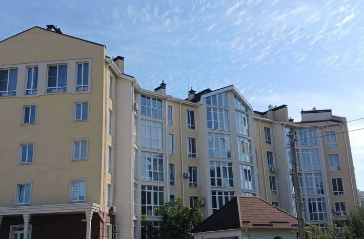 Продаж 5-к квартири вул. Волошкова 1/5 - фото 1