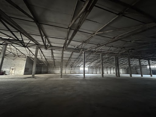 Оренда складу 2900 м² з територією, та доп приміщенням — с. Сад, Суми - фото 1