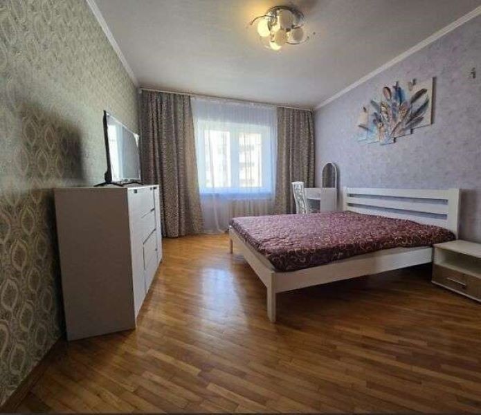 Продаж 3-к квартири вул. Вишняківська 7а - фото 1