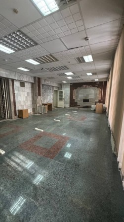 Оренда комерційного приміщення червона лінія з окремим входом вул. Воскресенська 17 а - фото 1